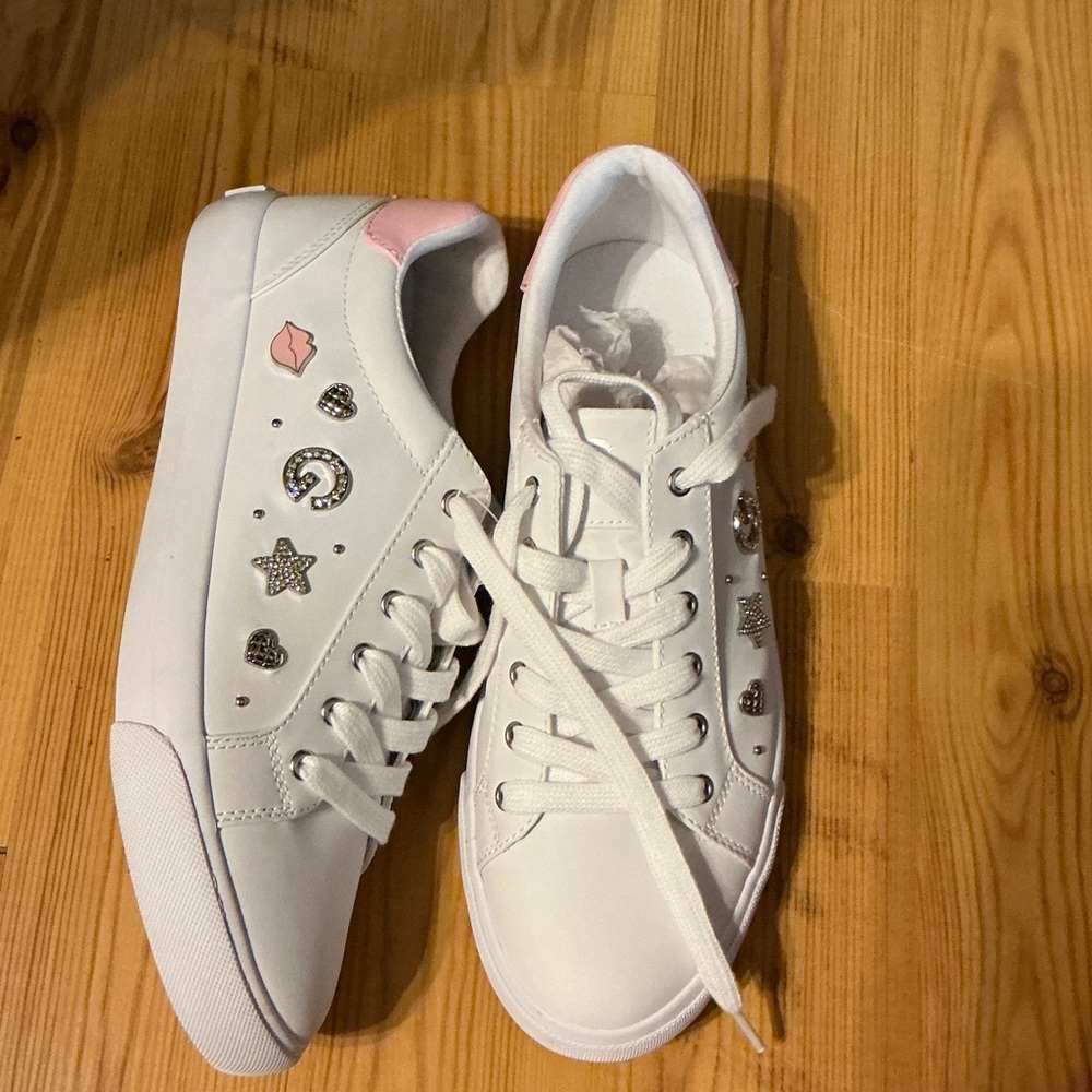 GBG White Women's Casual Sneakers with Pink Heel Accent and Decorative Charms